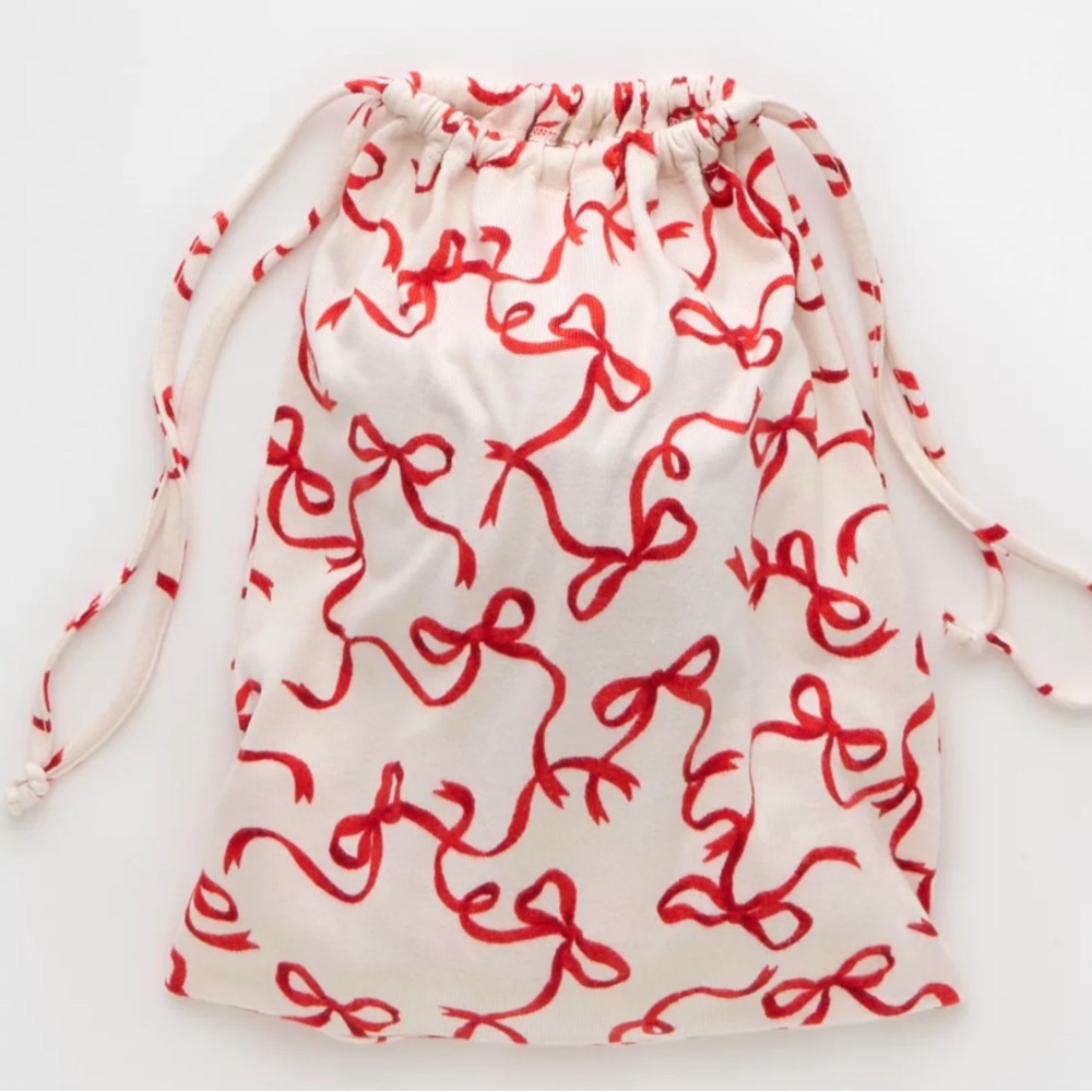NWT American Eagle Red Bow Pattern Drawstring Bag